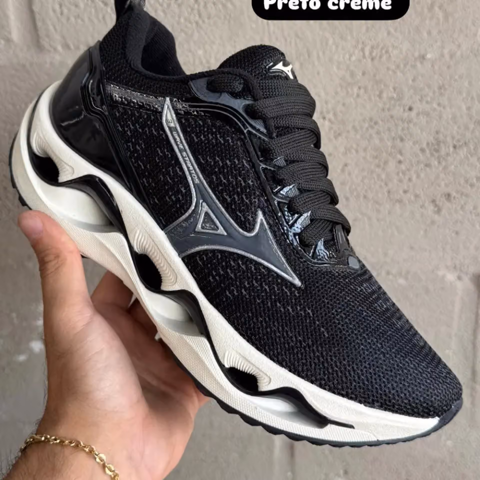 Mizuno Wave Stratos 3 — 3