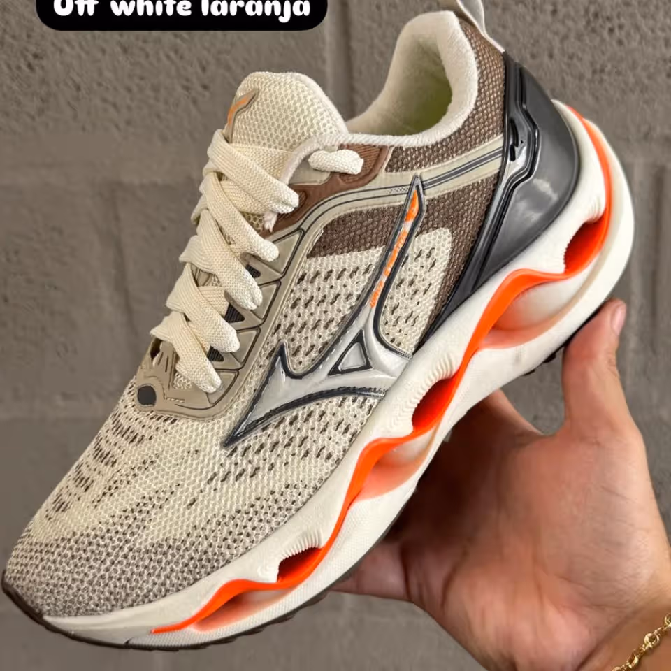 Mizuno Wave Stratos 3