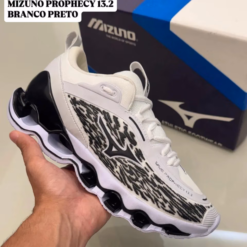 Mizuno Wave Prophecy 13