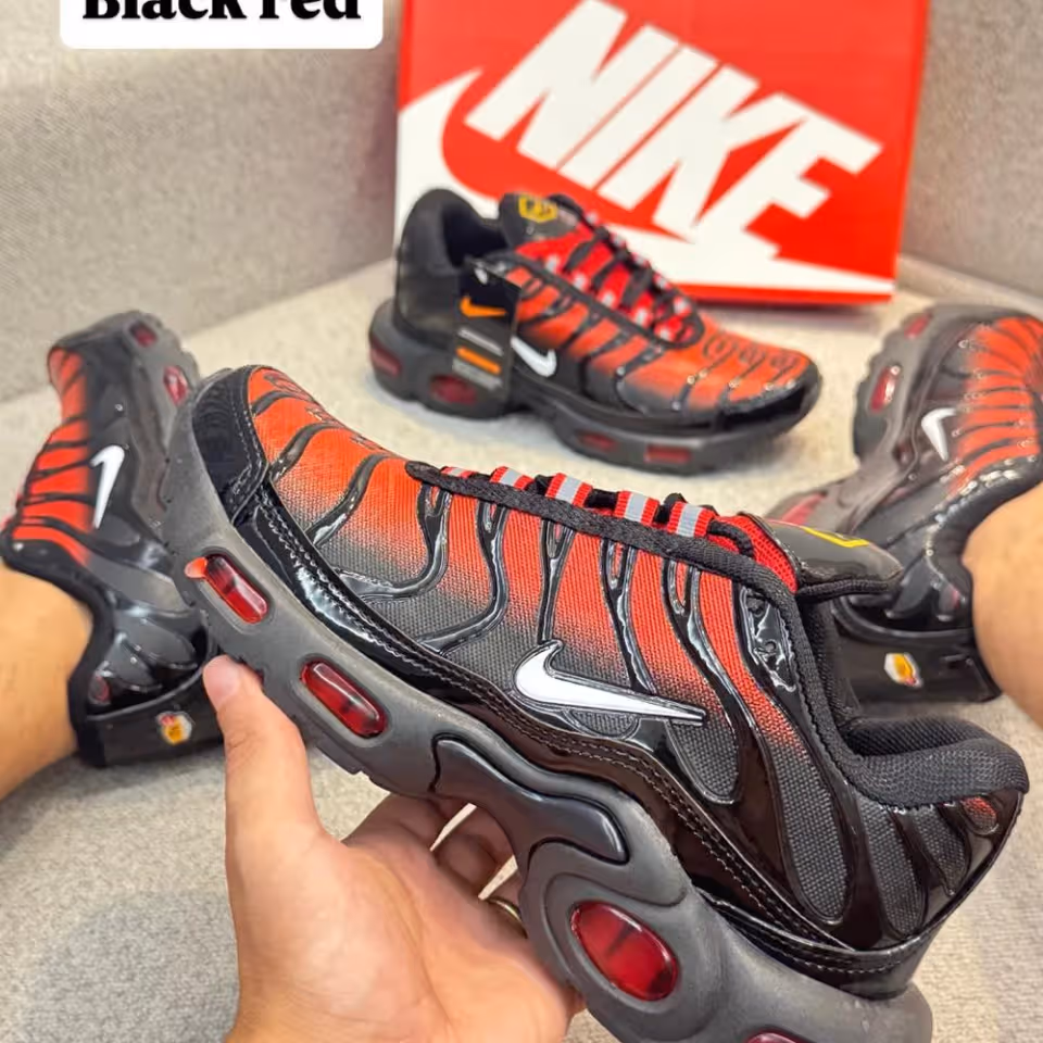 Nike TN Air Plus Refletivo — 4