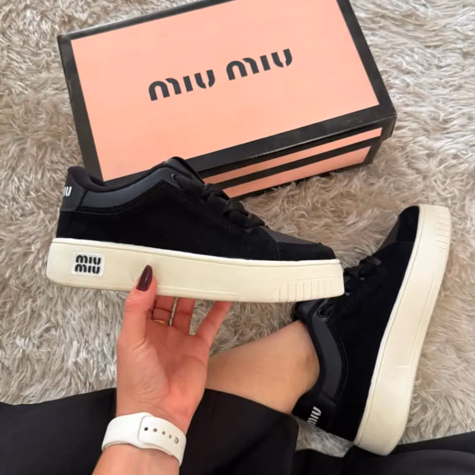 Tênis Casual Miu Miu